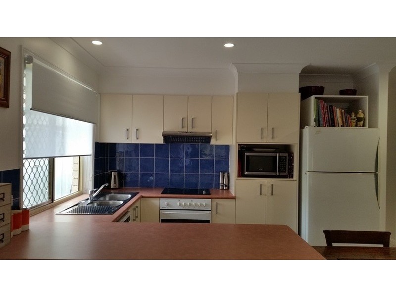 1 Highridge Rd, Springfield QLD 4300