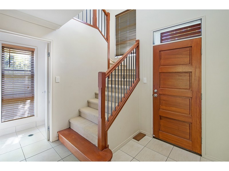 Varsity Lakes QLD 4227