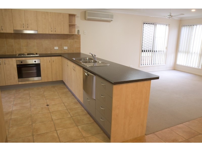 3 Charlotte Street, Carina QLD 4152