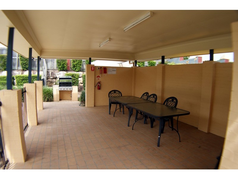 28/26 Buckingham Place, Eight Mile Plains QLD 4113