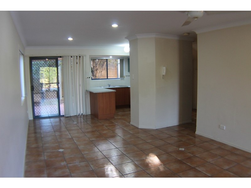 28/26 Buckingham Place, Eight Mile Plains QLD 4113