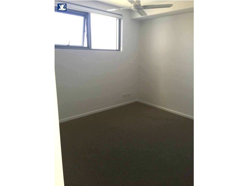 1001/378  Marine Parade, Labrador QLD 4215