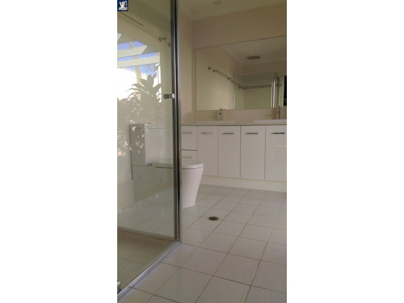 175 Ron Penhaligon Way, Robina QLD 4226