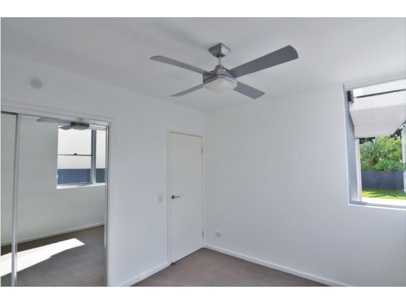 202/159 Logan Road, Woolloongabba QLD 4102