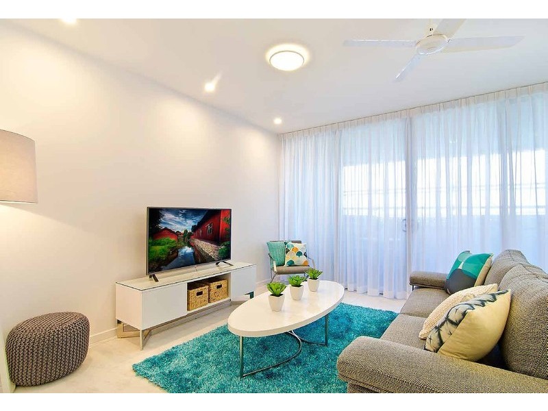 17 Bath Street, Labrador QLD 4215