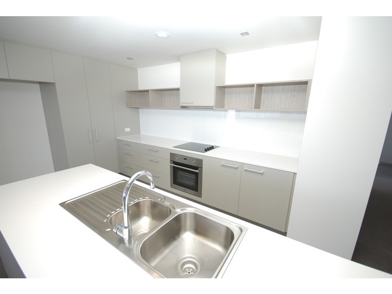 17D/129-133  Laver Drive, Robina QLD 4226