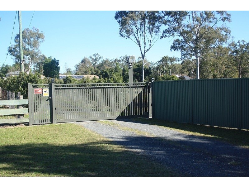 490 Johnson Road, Forestdale QLD 4118