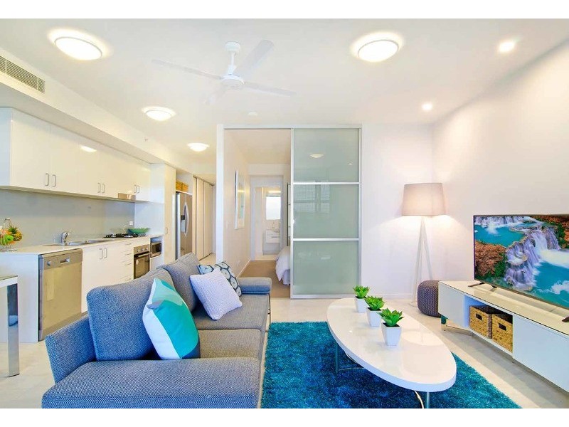 17 Bath Street, Labrador QLD 4215