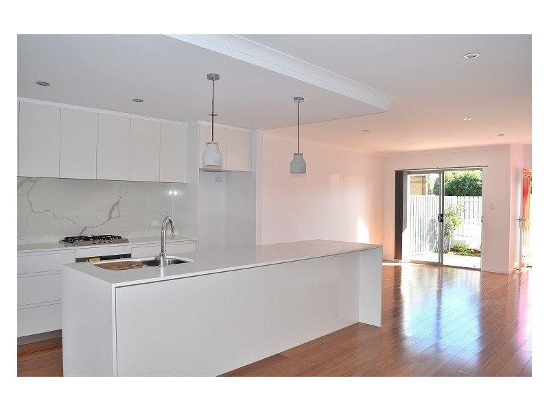 25 Gustavson St, Annerley QLD 4103