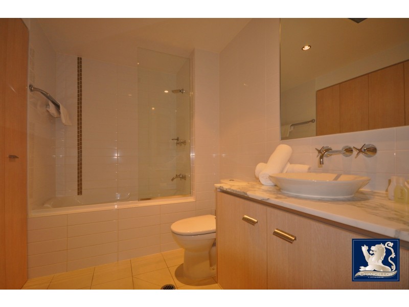 108/1-7 Moores Crescent, Varsity Lakes QLD 4227