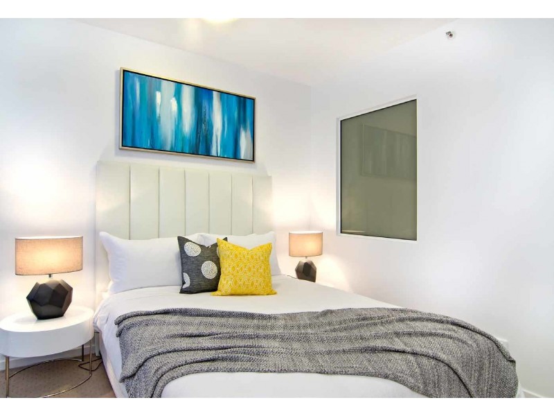 17 Bath Street, Labrador QLD 4215