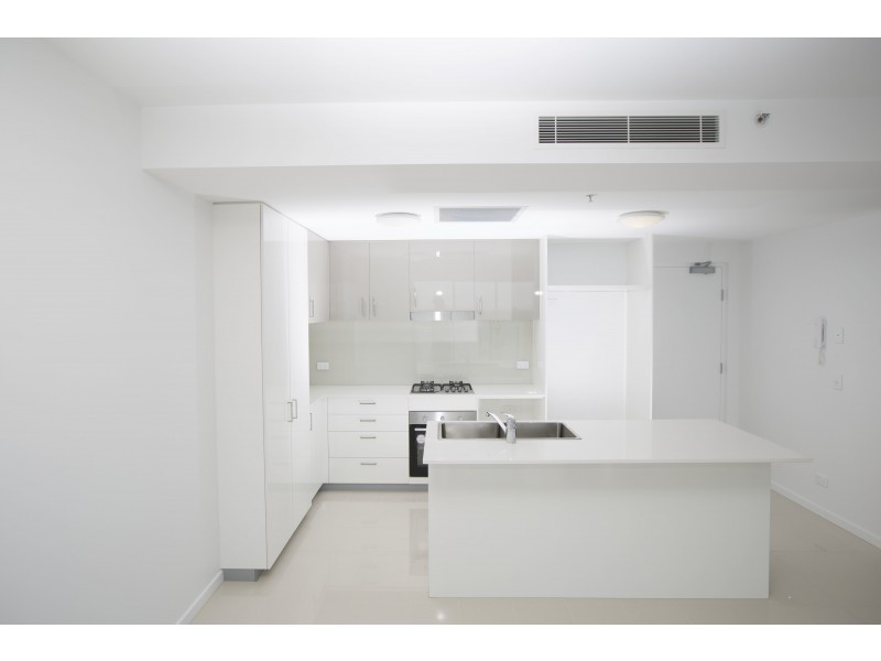 17 Bath Street, Labrador QLD 4215