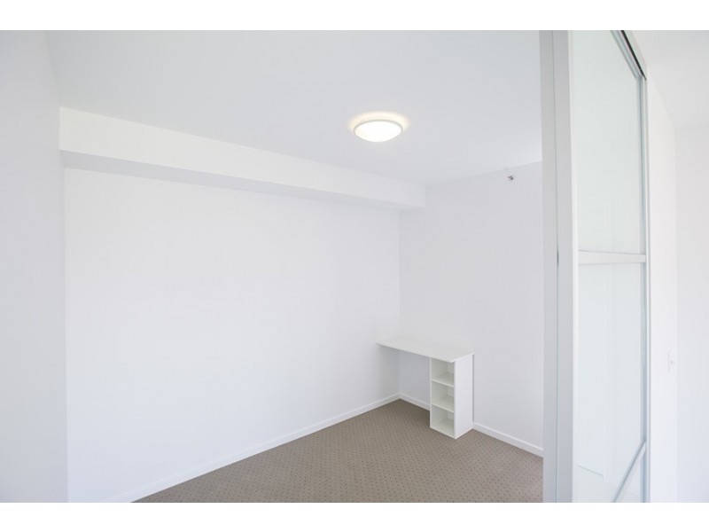 17 Bath Street, Labrador QLD 4215