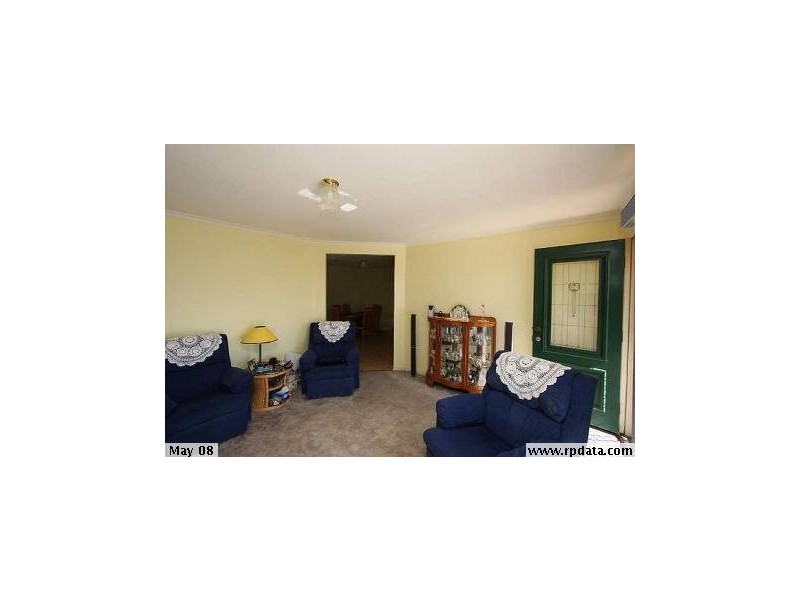 8  Forestgum Grove, Regents Park QLD 4118