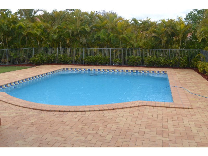 San Capistrano 1-15 Santa Isobel Blvd, Pacific Pines QLD 4211