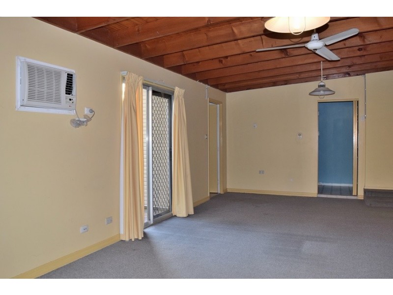 14 Benaud st, Macgregor QLD 4109