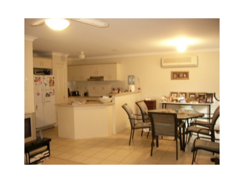 67 Manchester Street, Eight Mile Plains QLD 4113