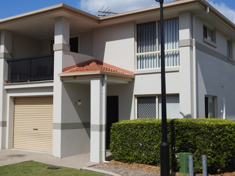 81 Network Drive, Wynnum West QLD 4178