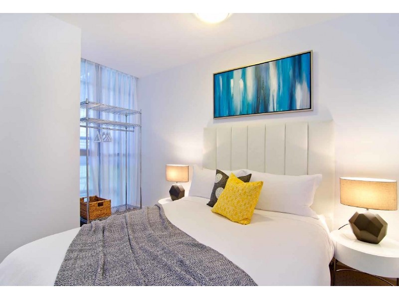 17 Bath Street, Labrador QLD 4215