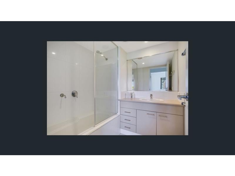 E02 2 Acacia Crt, Robina QLD 4226