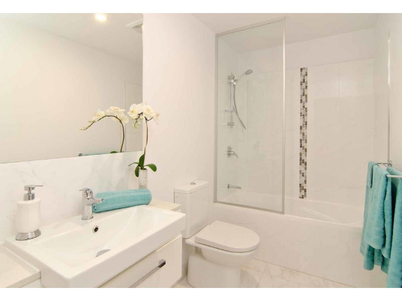 17 Bath Street, Labrador QLD 4215