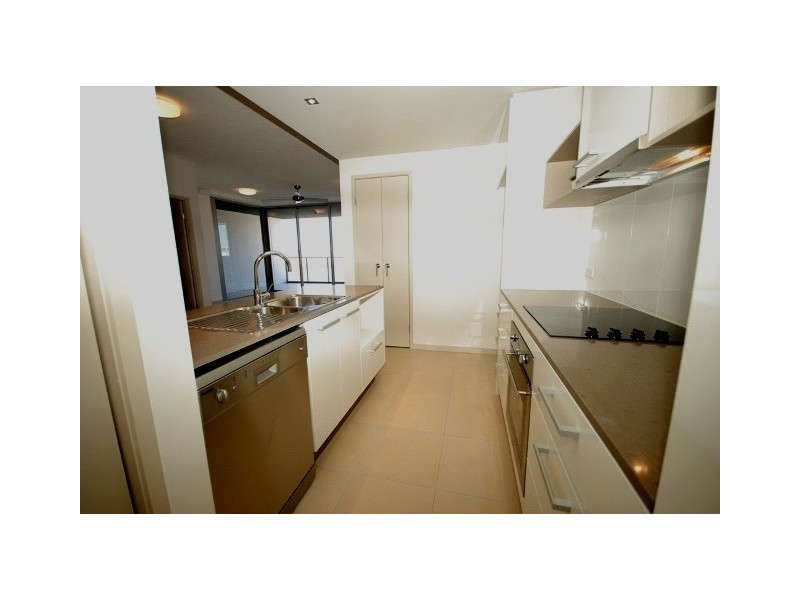 14C/129-133  Laver Drive, Robina QLD 4226