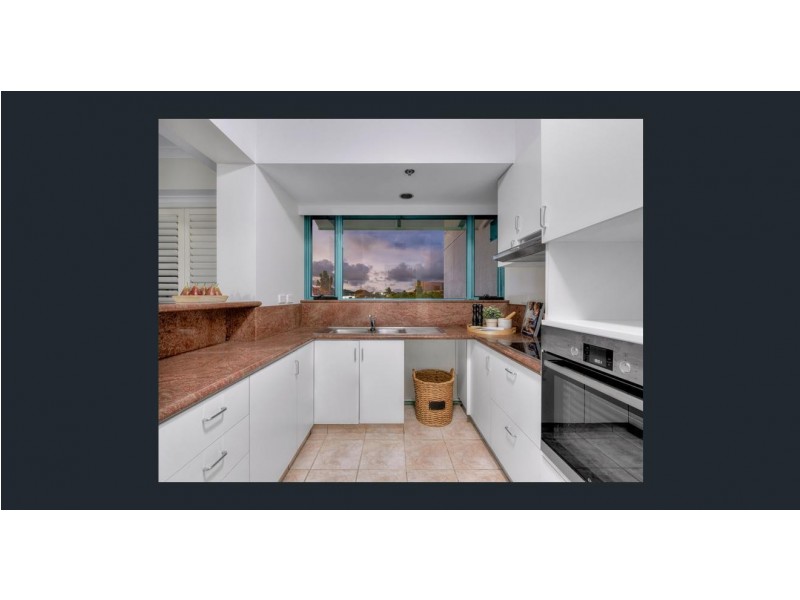 8/27 Harbour Rd, Hamilton QLD 4007