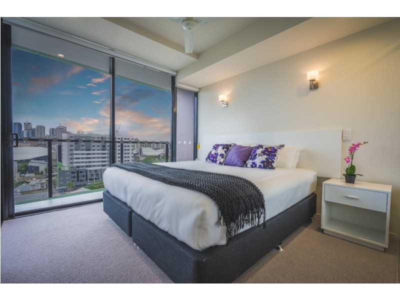 1083/9 Edmondstone street, South Brisbane QLD 4101