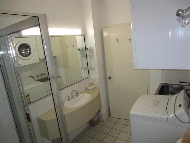 211/191 McLeod Street Cairns North, Cairns North QLD 4870