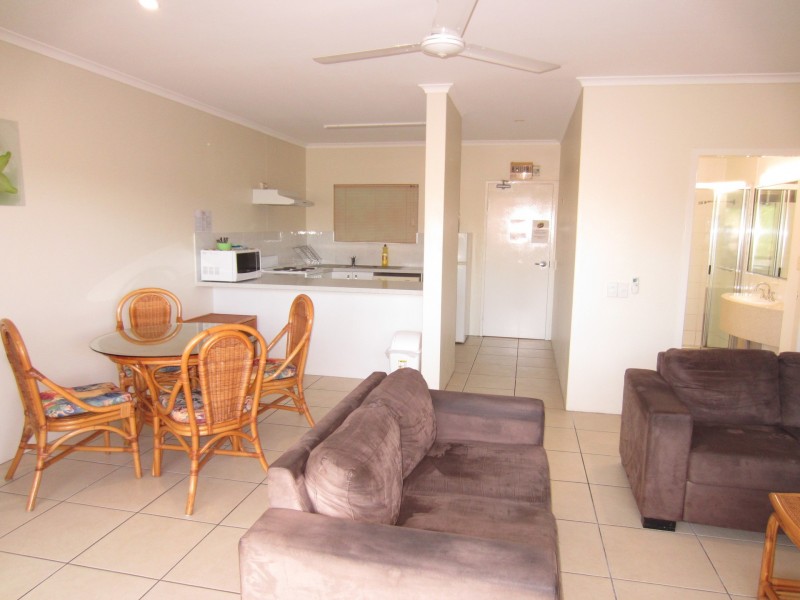 211/191 McLeod Street Cairns North, Cairns North QLD 4870