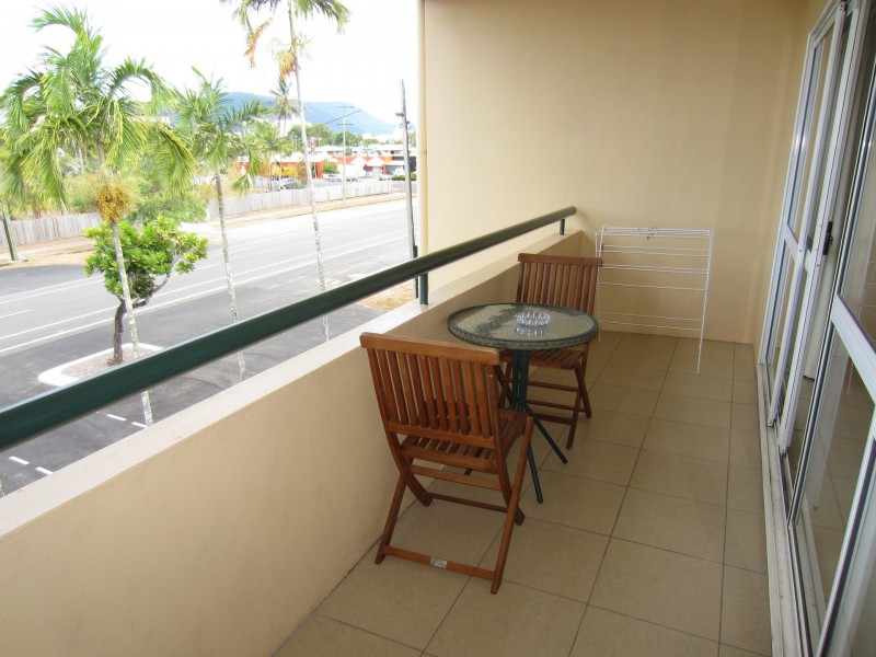 211/191 McLeod Street Cairns North, Cairns North QLD 4870