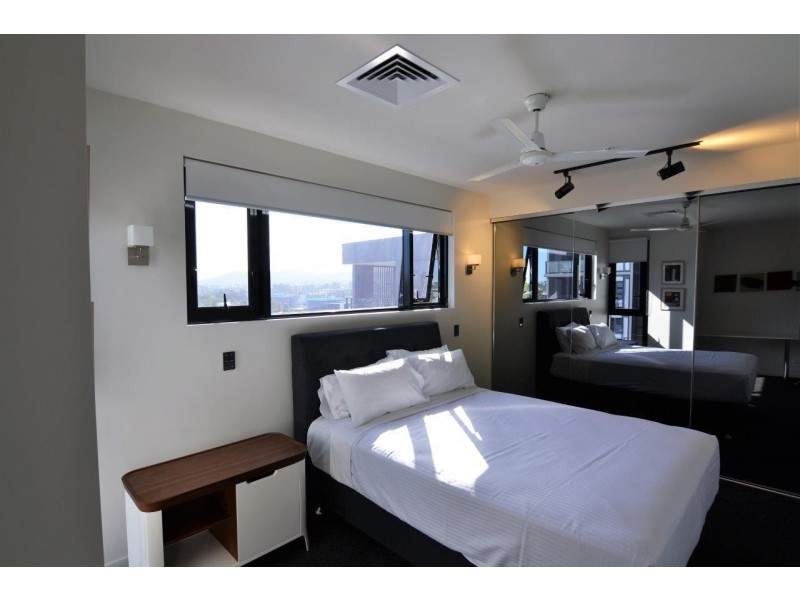 2115/9 Edmondstone Street, South Brisbane QLD 4101