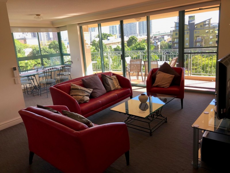 21/1 GOODWIN STREET, Kangaroo Point QLD 4169