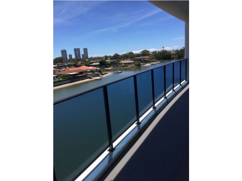 1303/5 Harbour Side Court, Biggera Waters QLD 4216