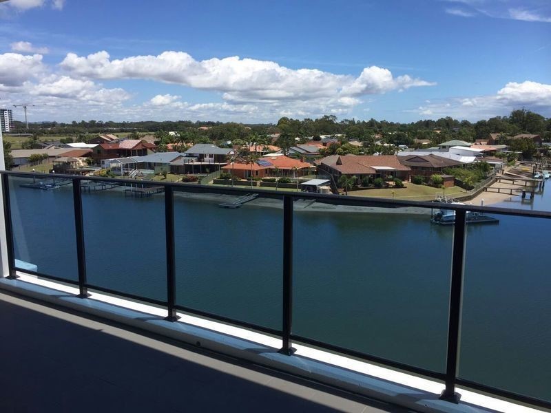 1303/5 Harbour Side Court, Biggera Waters QLD 4216