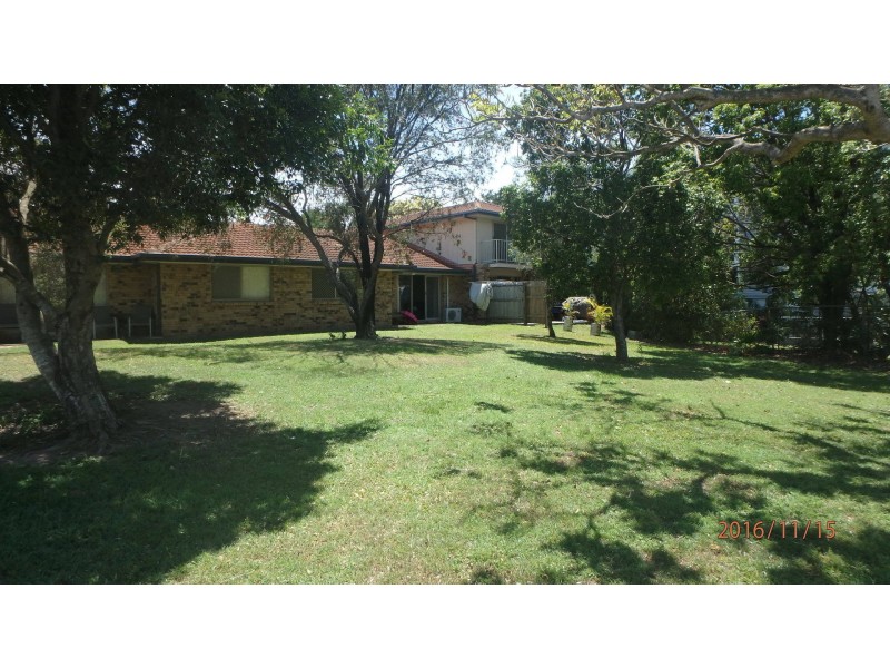 waterfront unit @/11 waterford court, Bundall QLD 4217