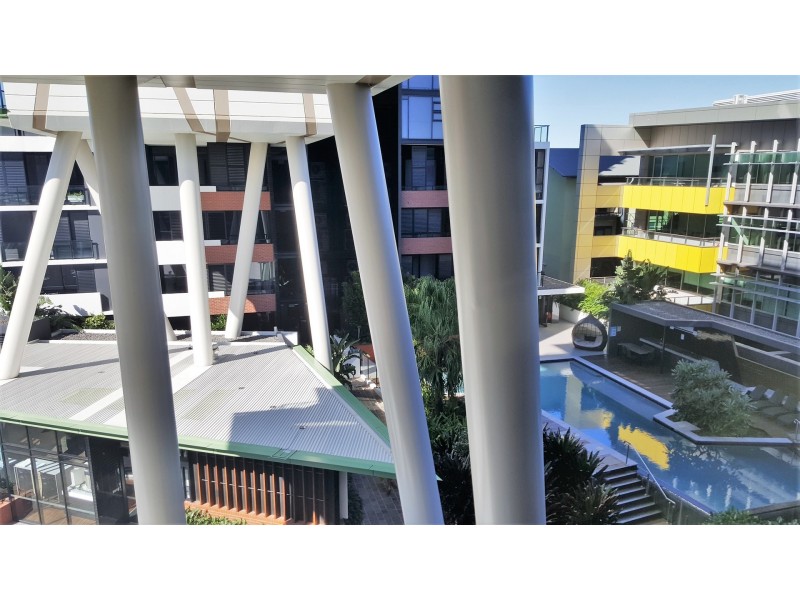 2049/9 Edmondstone street, South Brisbane QLD 4101