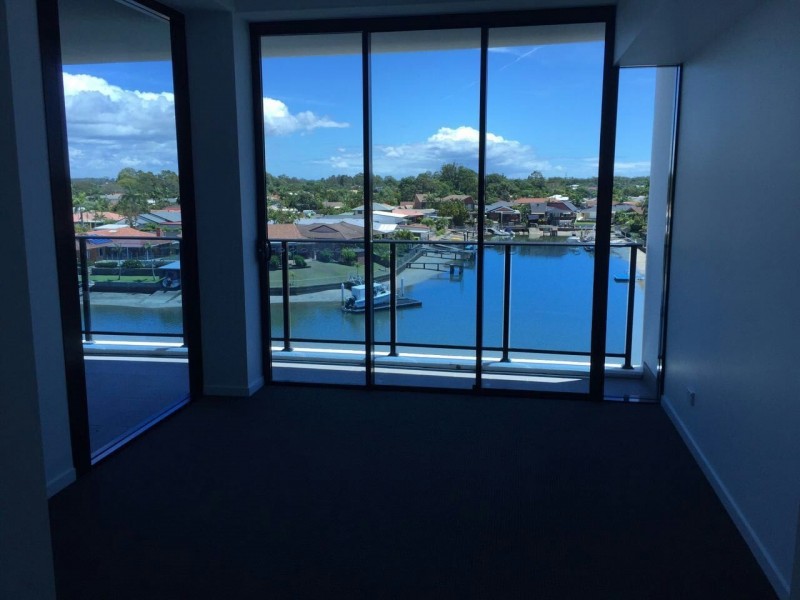 5  Harbour Side Court, Biggera Waters QLD 4216