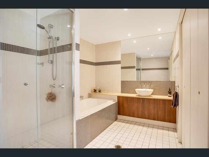 10/195 Varsity Parade, Varsity Lakes QLD 4227