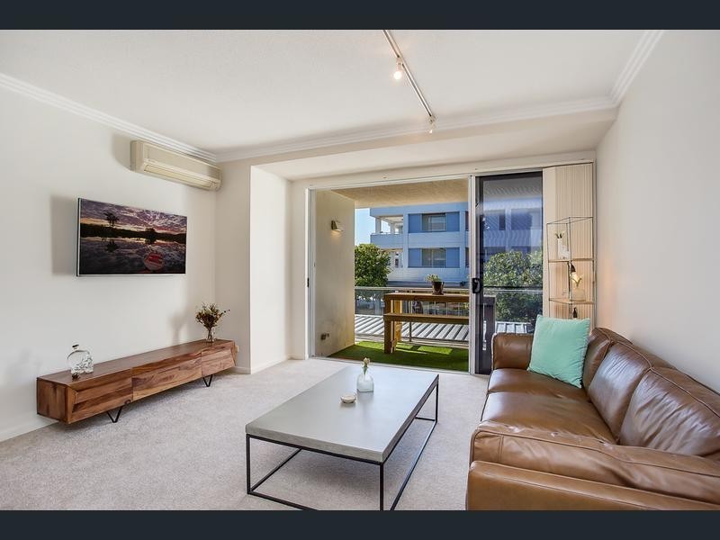 10/195 Varsity Parade, Varsity Lakes QLD 4227