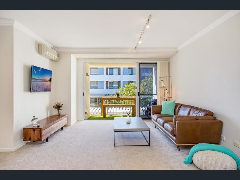 10/195 Varsity Parade, Varsity Lakes QLD 4227