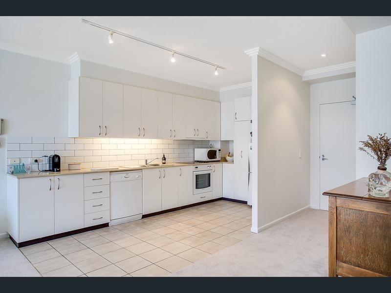 10/195 Varsity Parade, Varsity Lakes QLD 4227