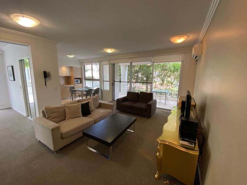 110/1-7 Moores Cresc, Varsity Lakes QLD 4227