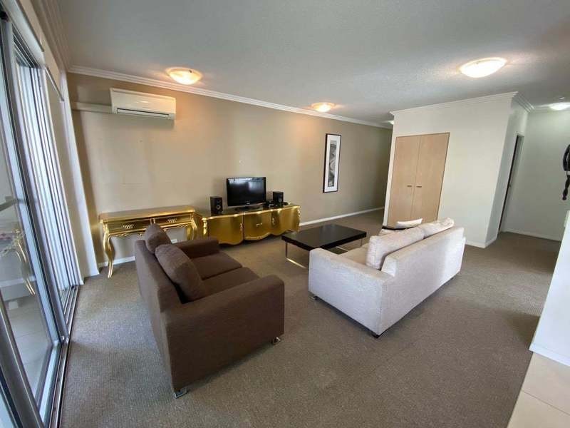 110/1-7 Moores Cresc, Varsity Lakes QLD 4227