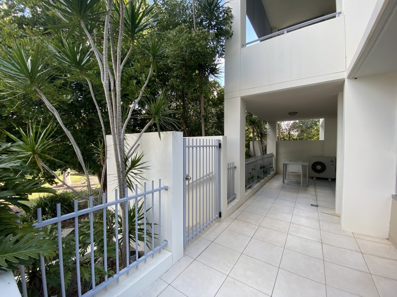 110/1-7 Moores Cresc, Varsity Lakes QLD 4227