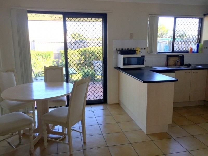 8 Buckingham Place, Eight Mile Plains QLD 4113