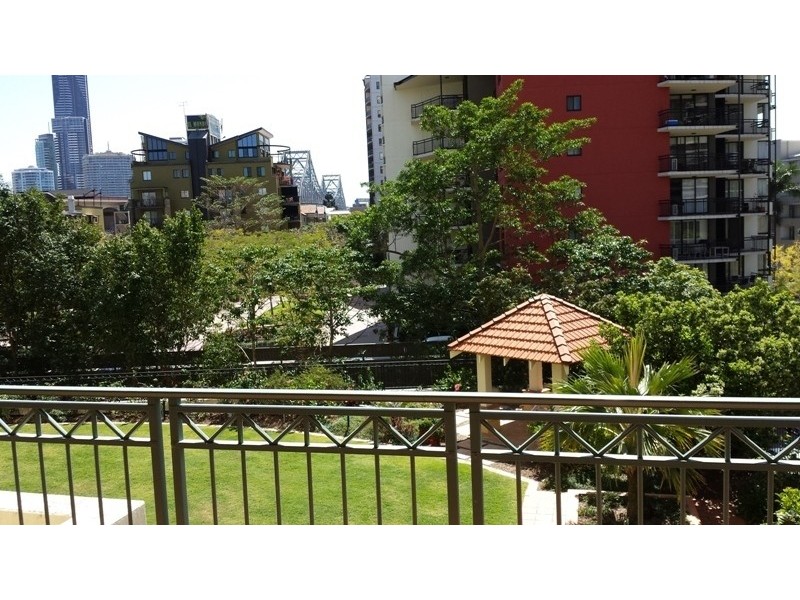 1 GOODWIN STREET, Kangaroo Point QLD 4169