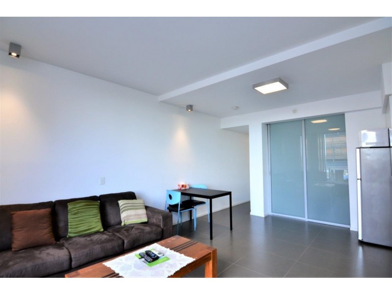 106/159 Logan, Woolloongabba QLD 4102