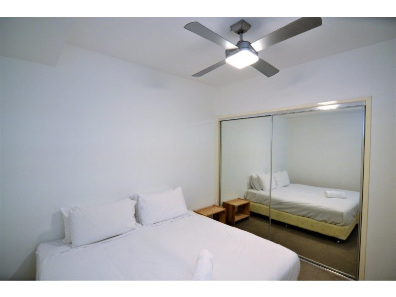 102/159 Logan, Woolloongabba QLD 4102