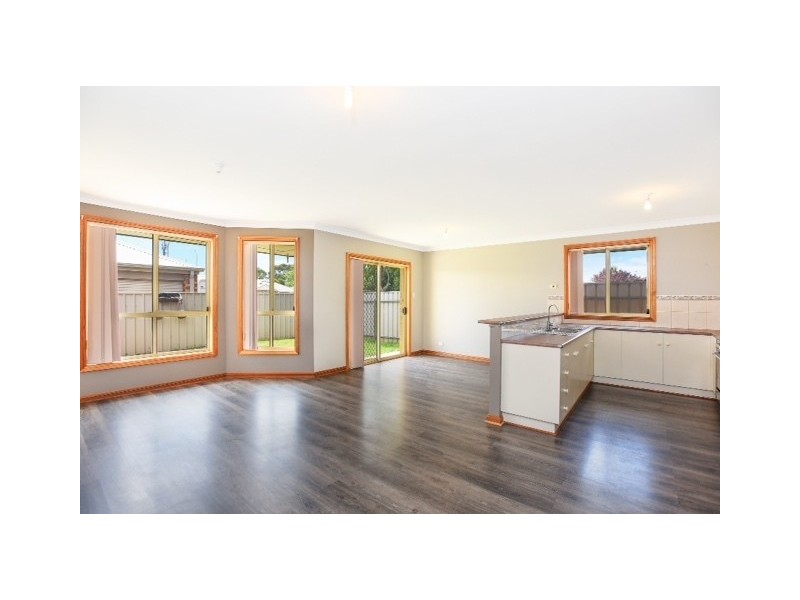 18 Windlass Square, Seaford Rise SA 5169